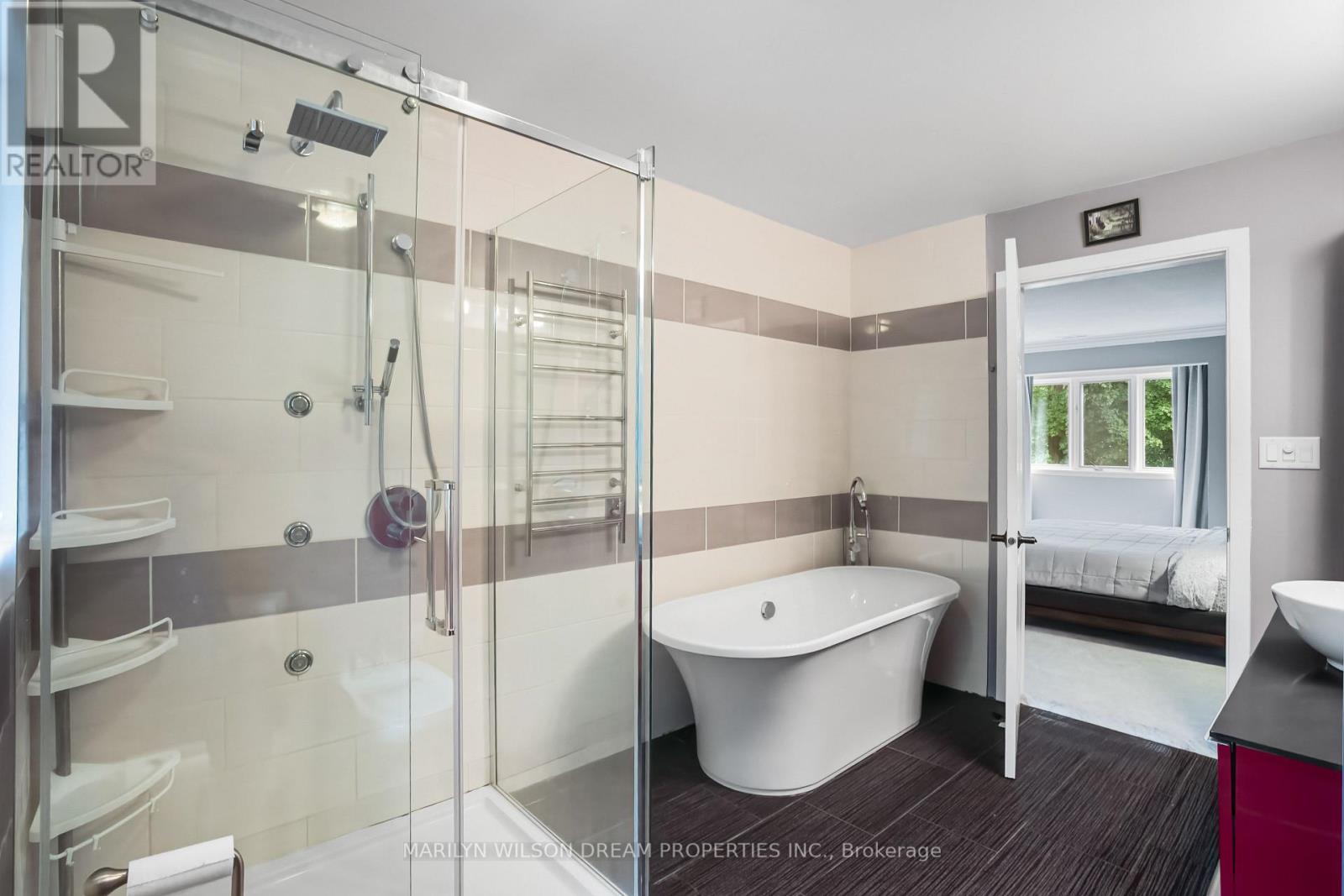 Photo 28 of 3 East Healey Avenue, Ottawa ON
