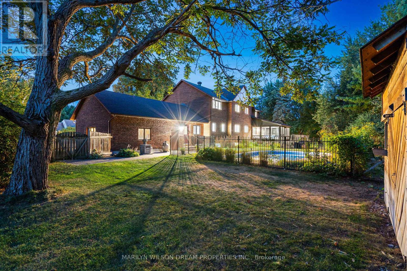 Photo 42 of 3 East Healey Avenue, Ottawa ON