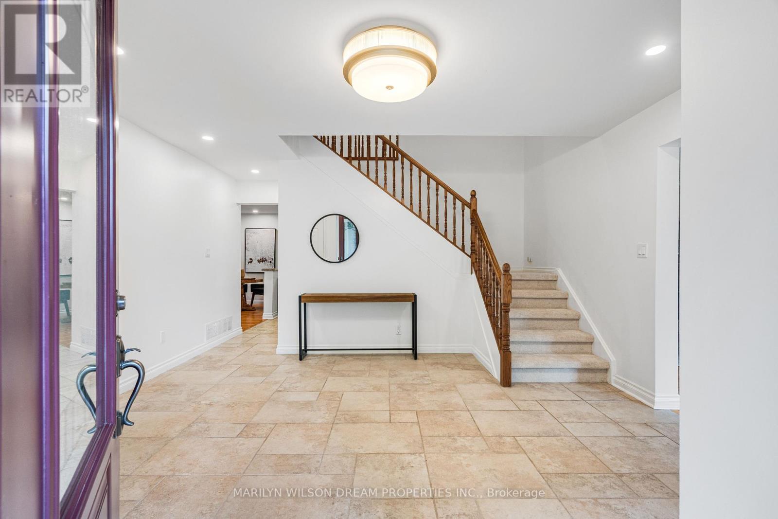 Photo 6 of 3 East Healey Avenue, Ottawa ON