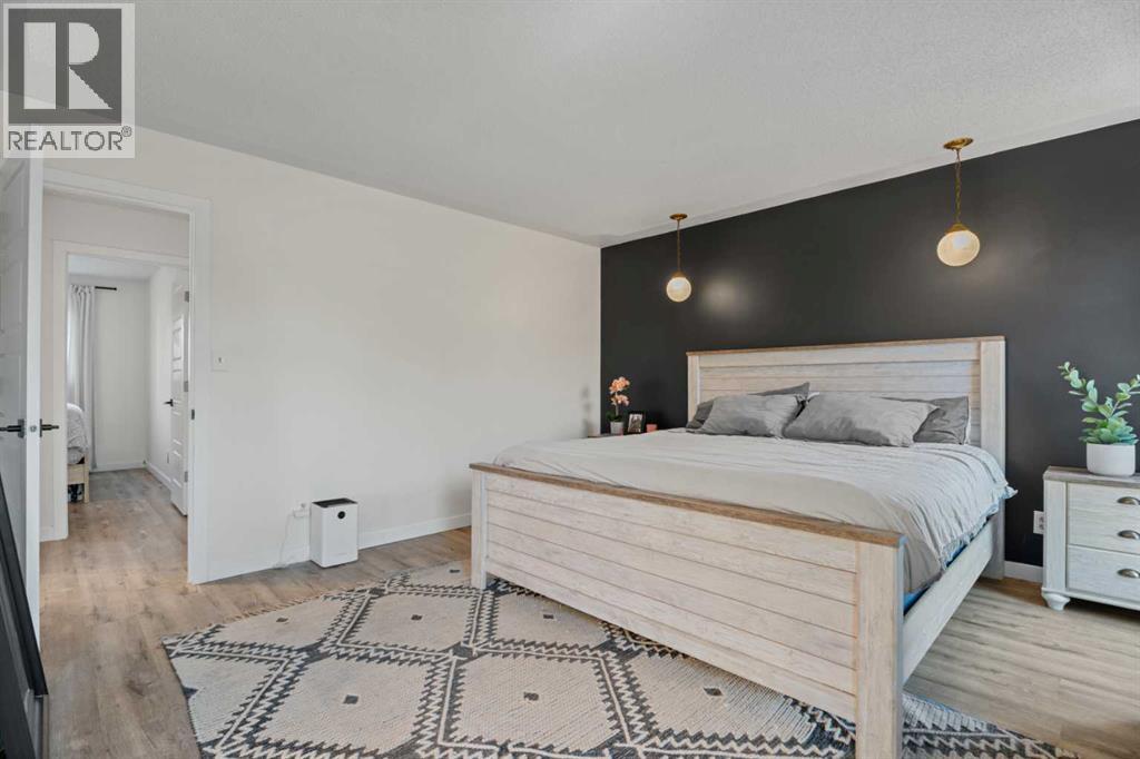 Photo 30 of 318 Shawnessy Drive Sw, Calgary AB