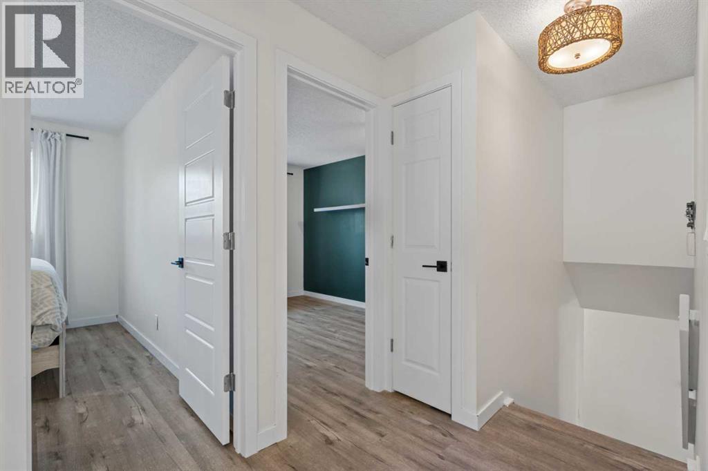 Photo 33 of 318 Shawnessy Drive Sw, Calgary AB