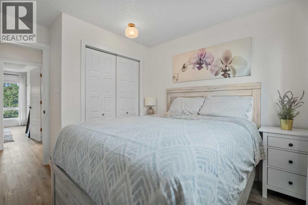 Photo 35 of 318 Shawnessy Drive Sw, Calgary AB
