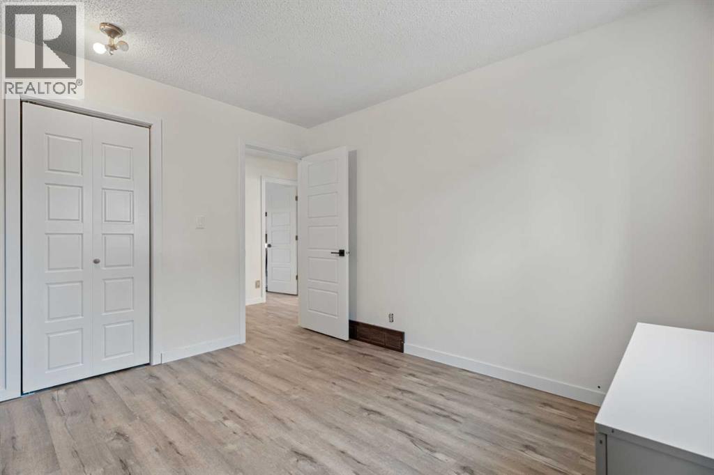Photo 39 of 318 Shawnessy Drive Sw, Calgary AB