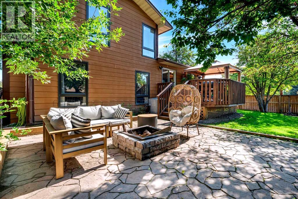 Photo 44 of 318 Shawnessy Drive Sw, Calgary AB