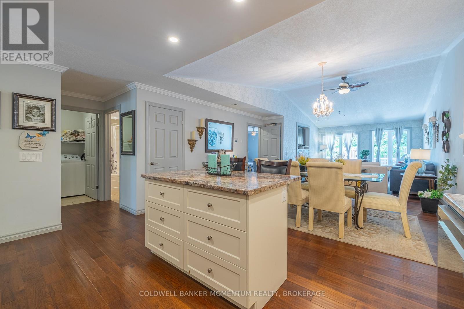 Photo 28 of 3916 Trillium Circle, Lincoln ON