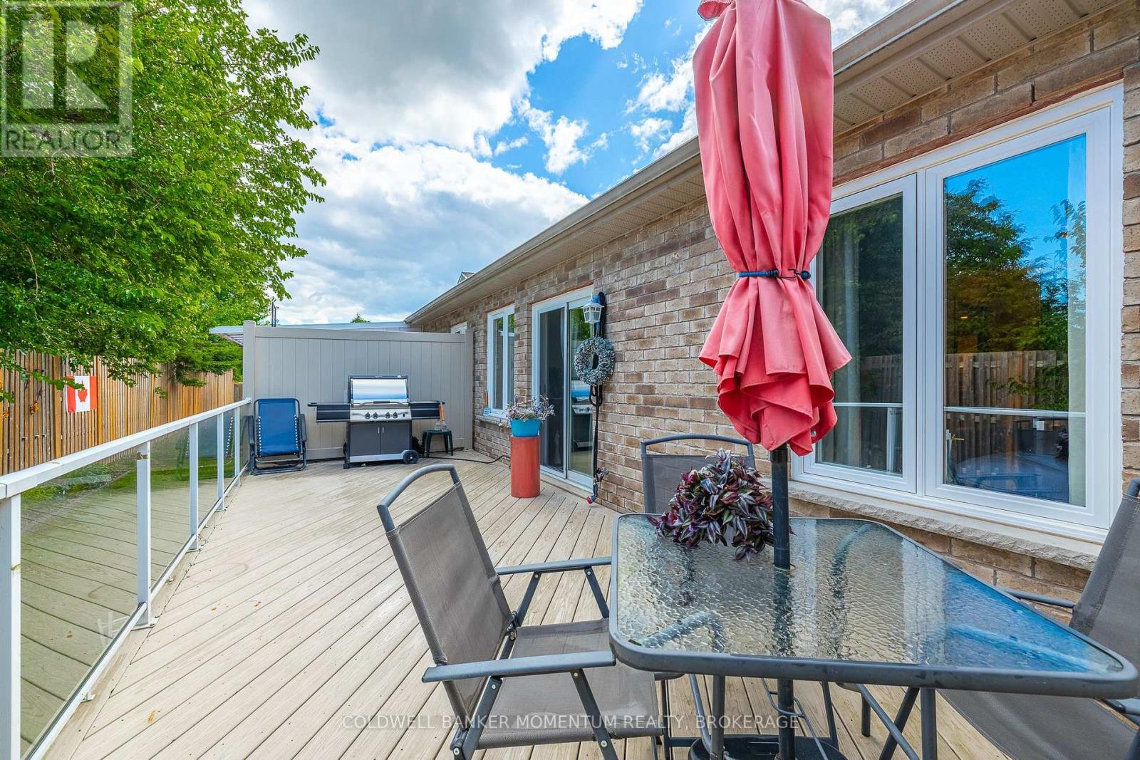 Photo 32 of 3916 Trillium Circle, Lincoln ON