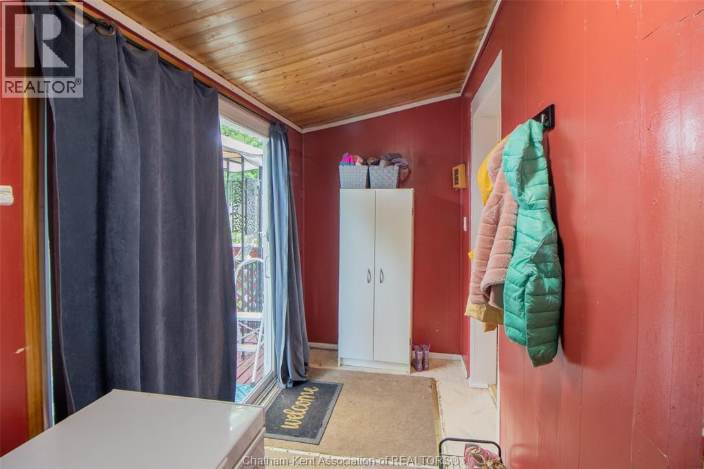 Photo 15 of 206 Adelaide Street South, Chatham ON