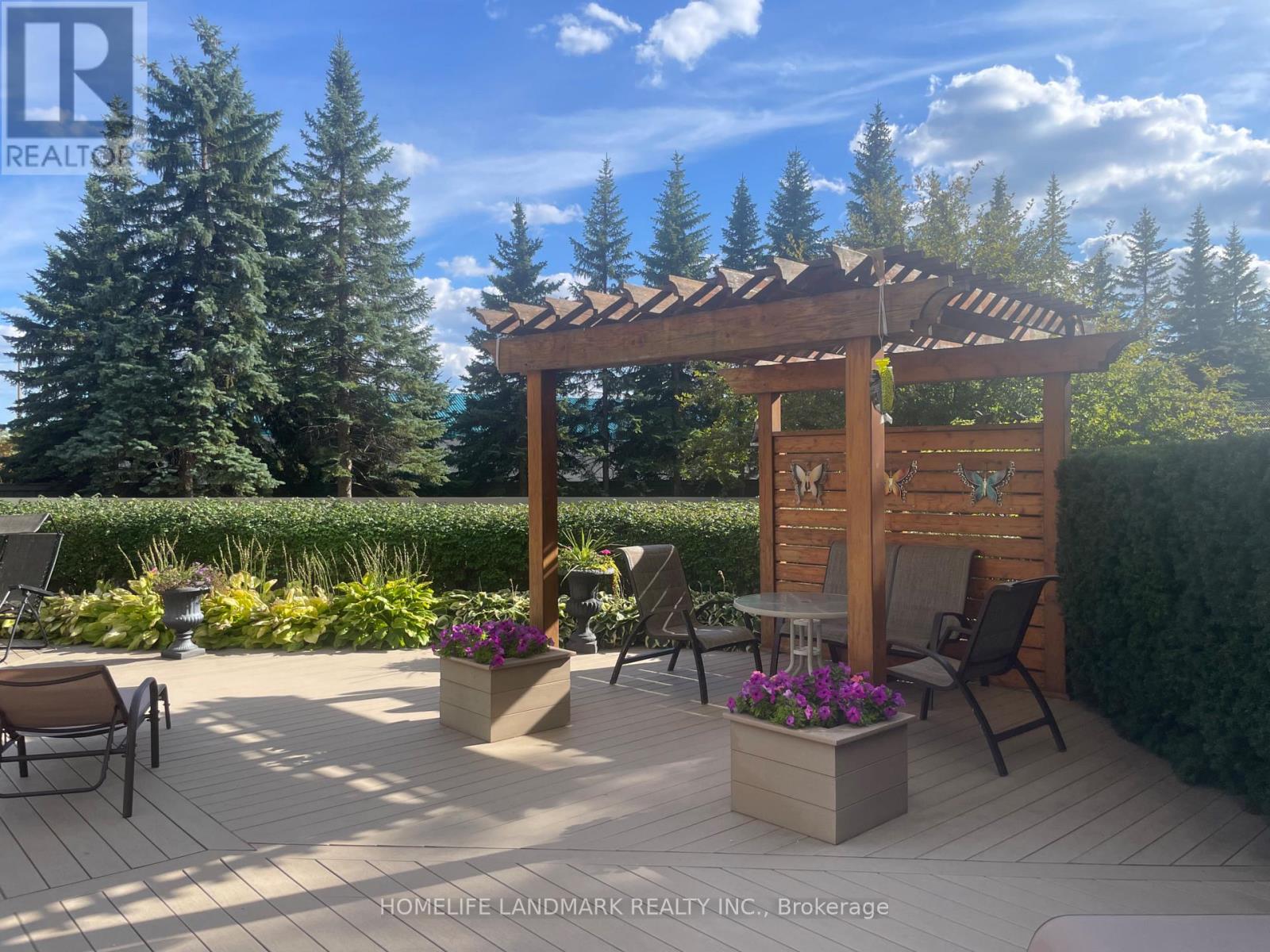 Photo 9 of 209 7805 Bayview Avenue, Markham ON