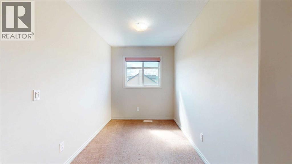 Photo 5 of 5 136 Fontaine Crescent, Fort Mcmurray AB