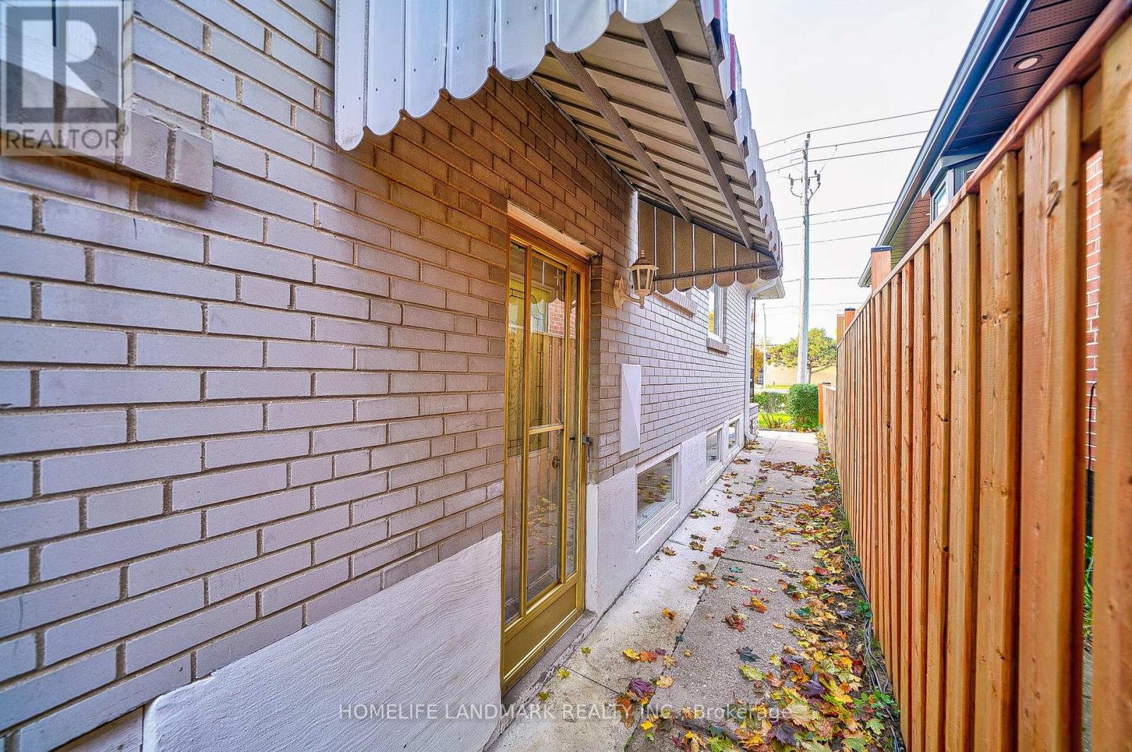 Photo 12 of 373 The Westway, Toronto ON