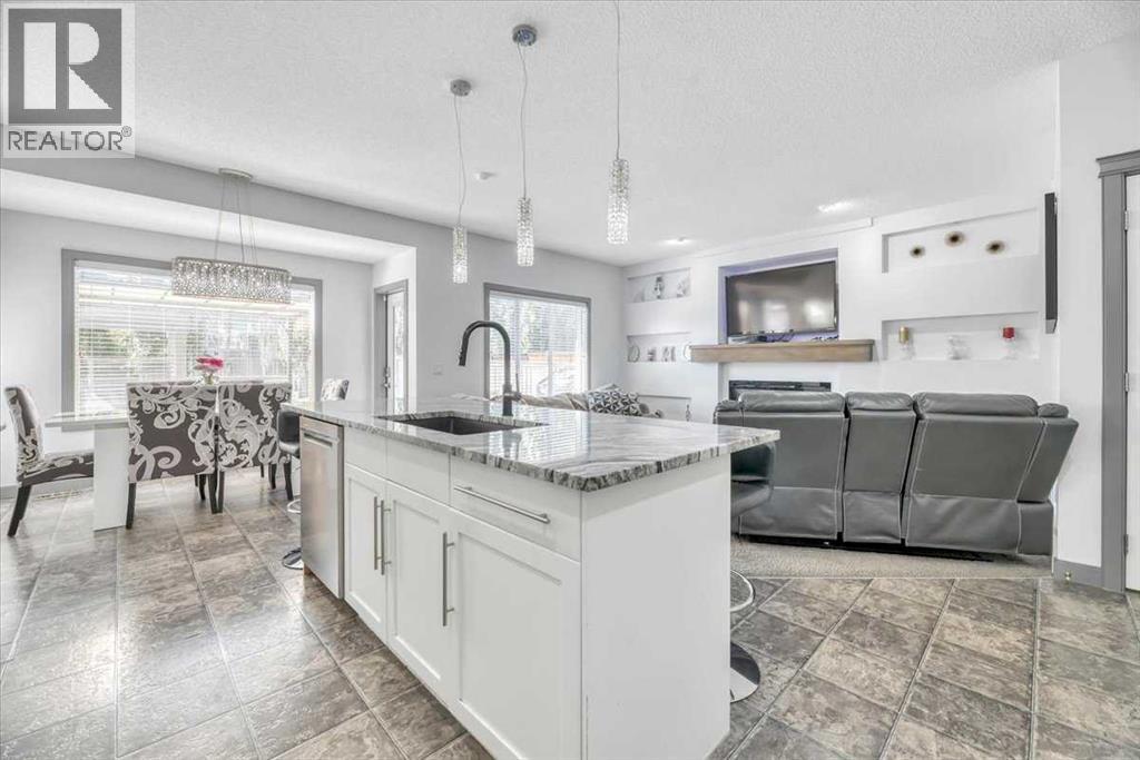 Photo 18 of 156 New Brighton Lane Se, Calgary AB
