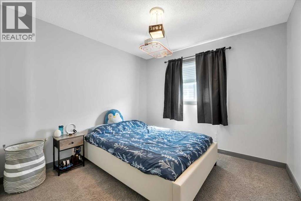 Photo 36 of 156 New Brighton Lane Se, Calgary AB