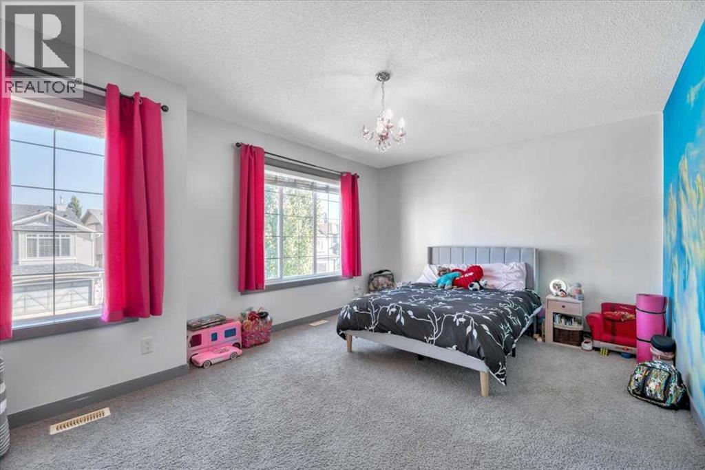 Photo 38 of 156 New Brighton Lane Se, Calgary AB