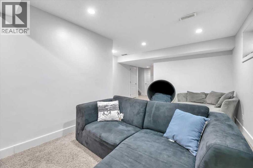 Photo 42 of 156 New Brighton Lane Se, Calgary AB