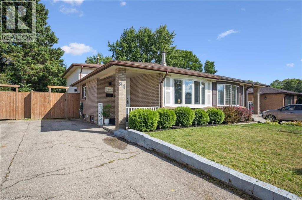 Photo 6 of 94 Markwood Drive, Kitchener ON