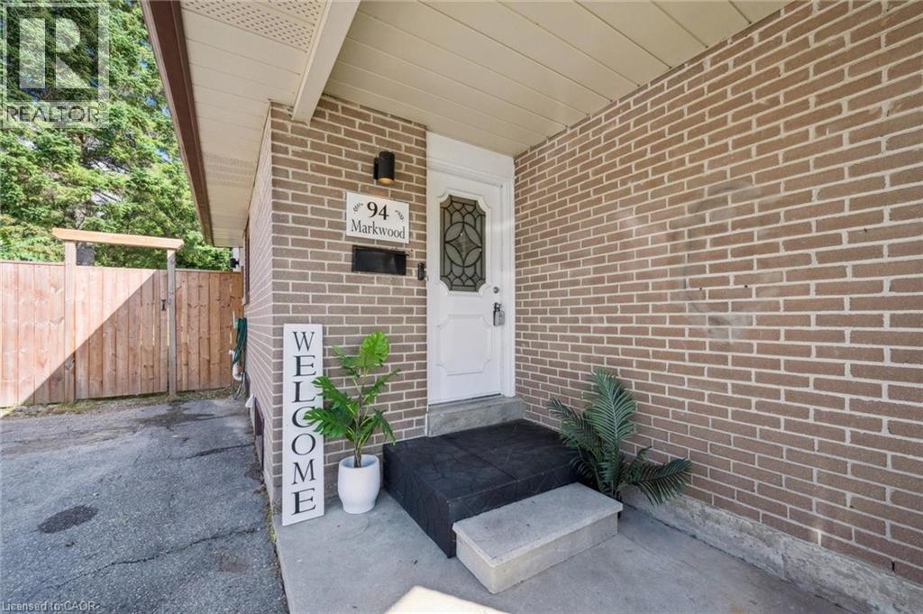 Photo 25 of 94 Markwood Drive, Kitchener ON