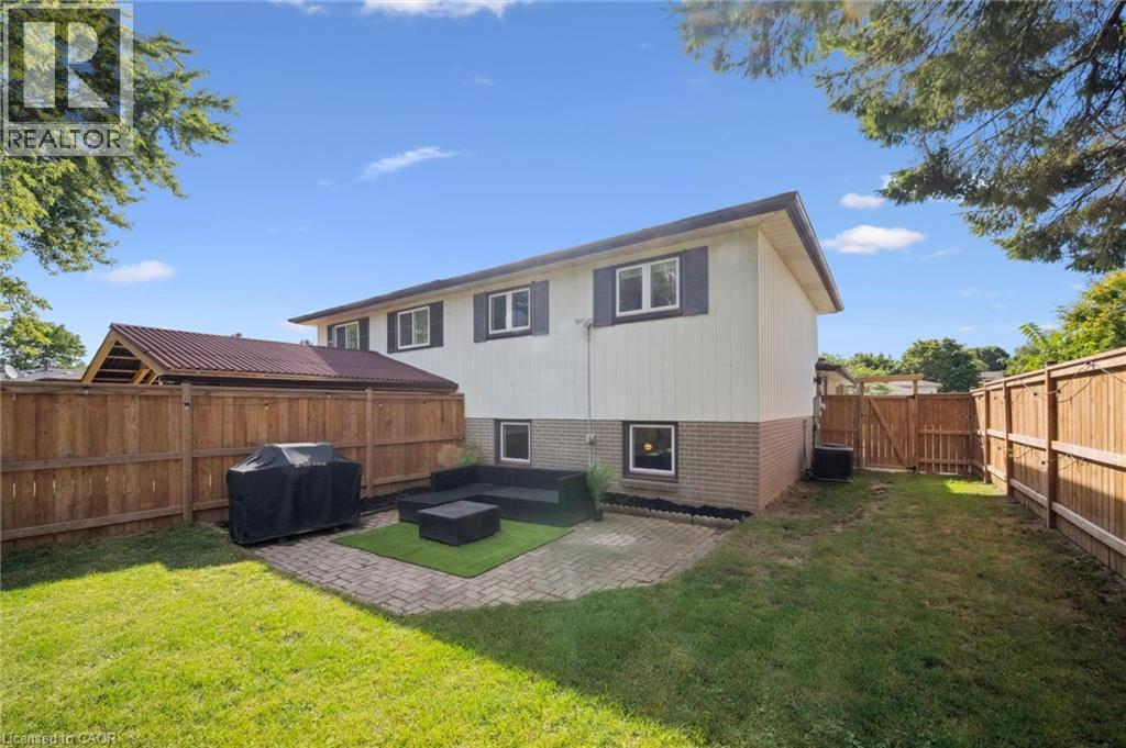Photo 29 of 94 Markwood Drive, Kitchener ON