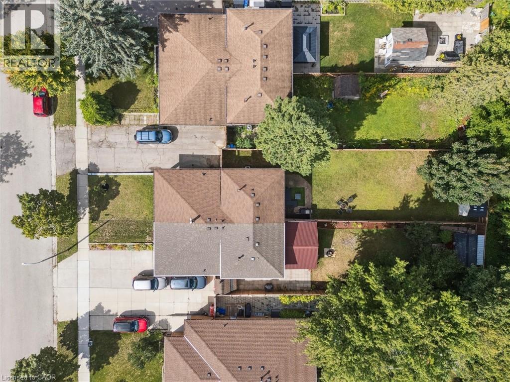 Photo 8 of 94 Markwood Drive, Kitchener ON