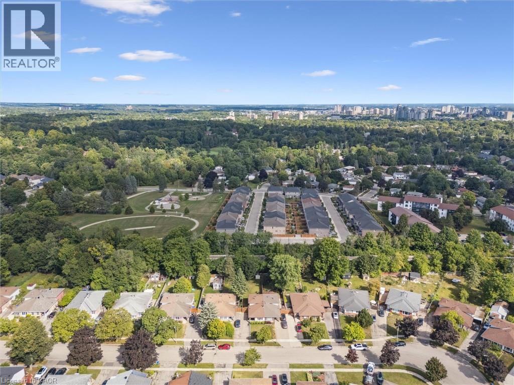 Photo 38 of 94 Markwood Drive, Kitchener ON
