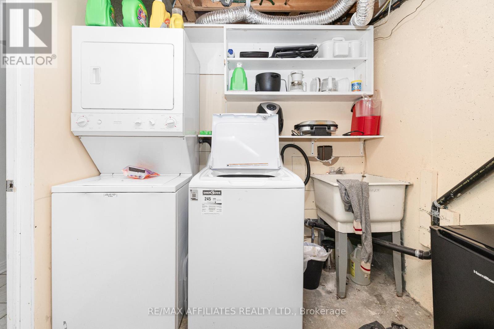Photo 38 of 306 Woodfield Drive, Ottawa ON