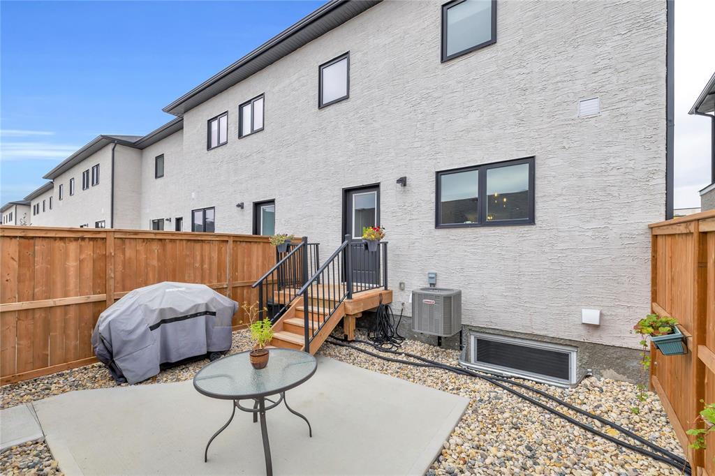 Photo 19 of 44 Witham Road, Winnipeg MB