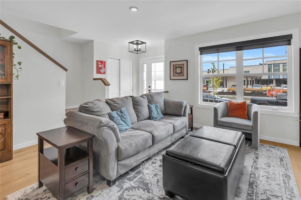 Photo 5 of 44 Witham Road, Winnipeg MB