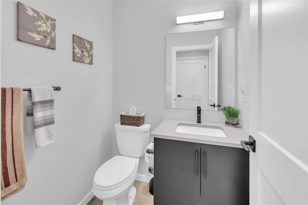 Photo 10 of 44 Witham Road, Winnipeg MB