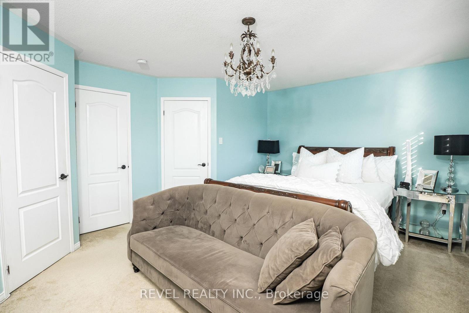 Photo 15 of 97 Cordgrass Crescent, Brampton ON