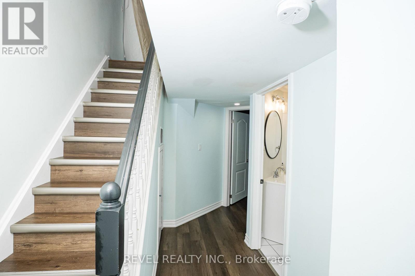 Photo 28 of 97 Cordgrass Crescent, Brampton ON