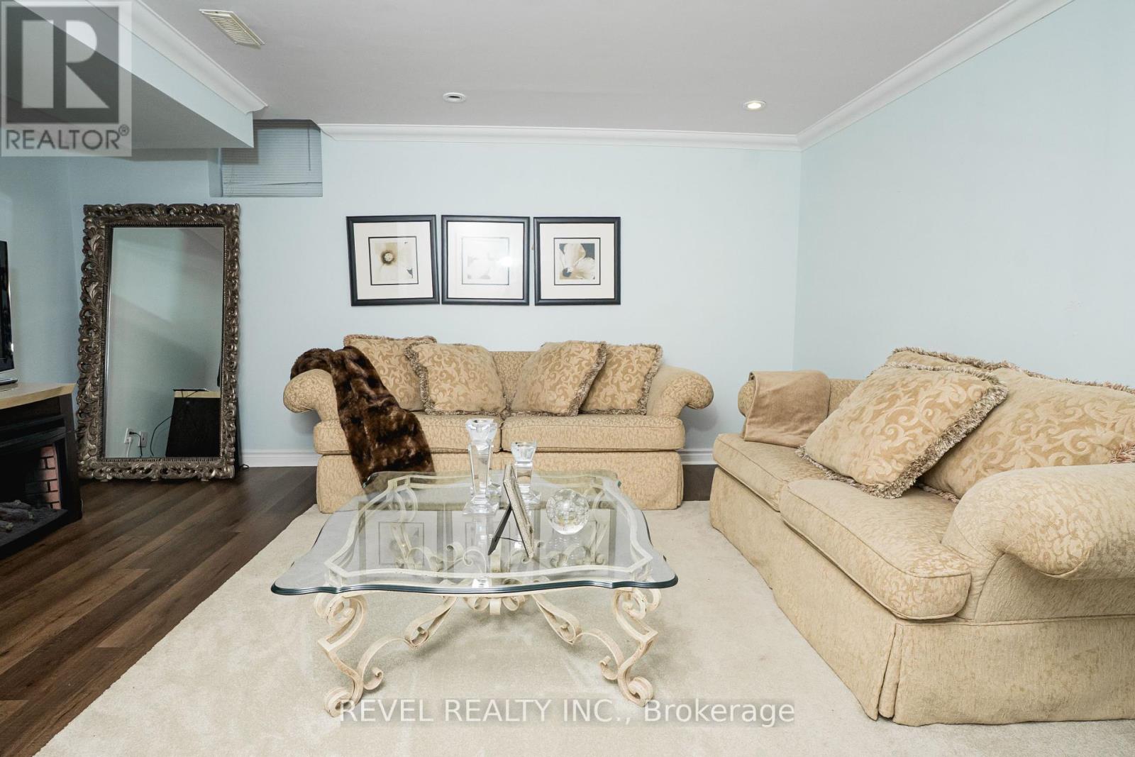 Photo 29 of 97 Cordgrass Crescent, Brampton ON