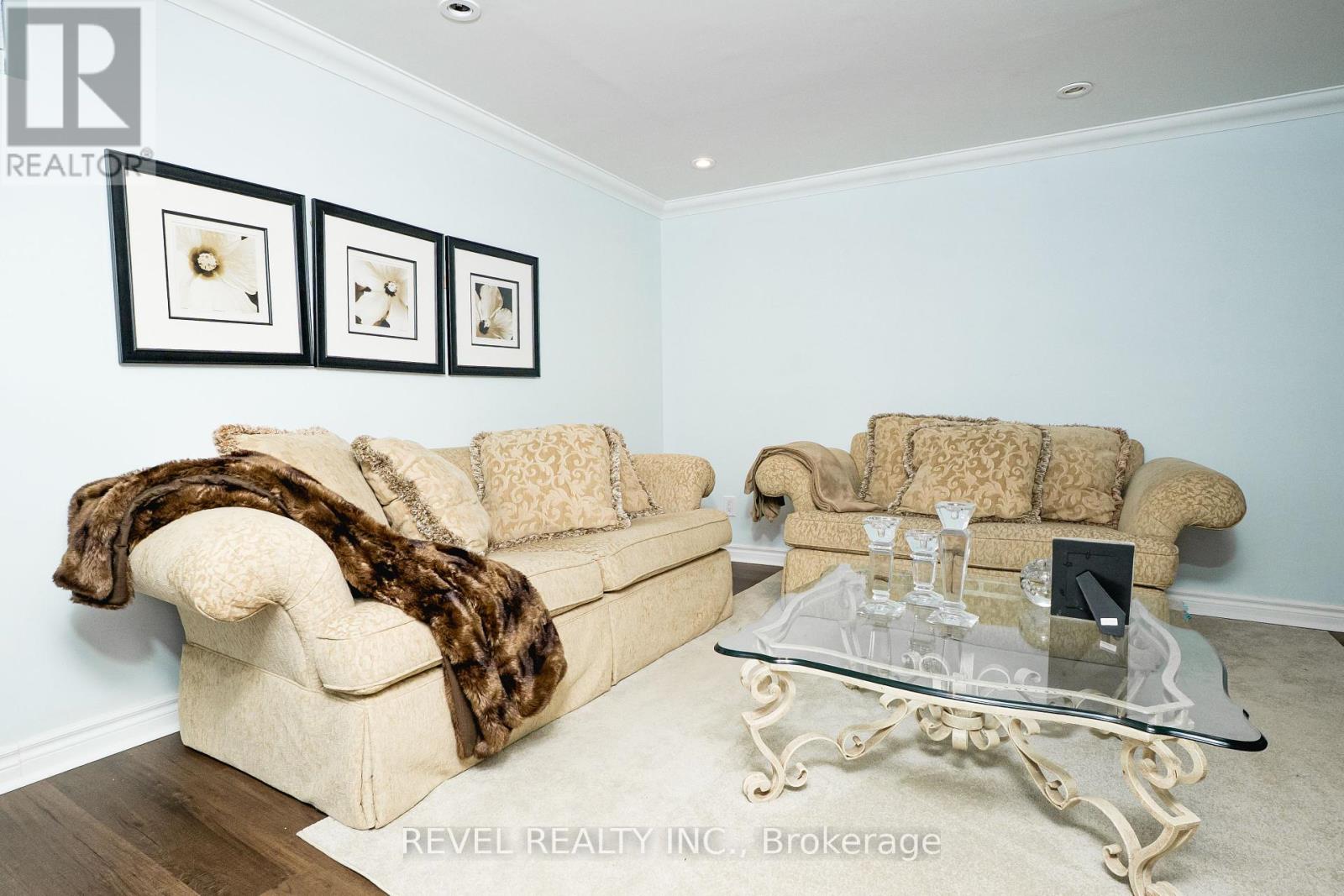 Photo 30 of 97 Cordgrass Crescent, Brampton ON