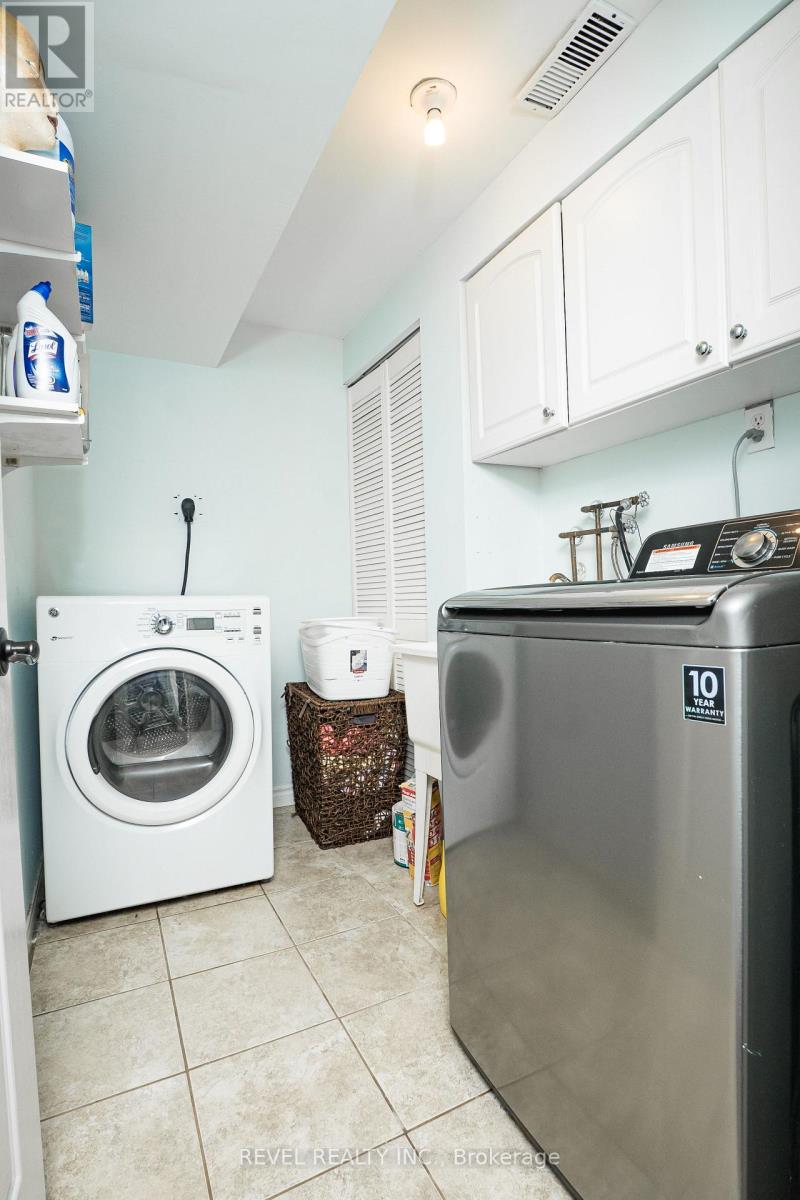 Photo 36 of 97 Cordgrass Crescent, Brampton ON