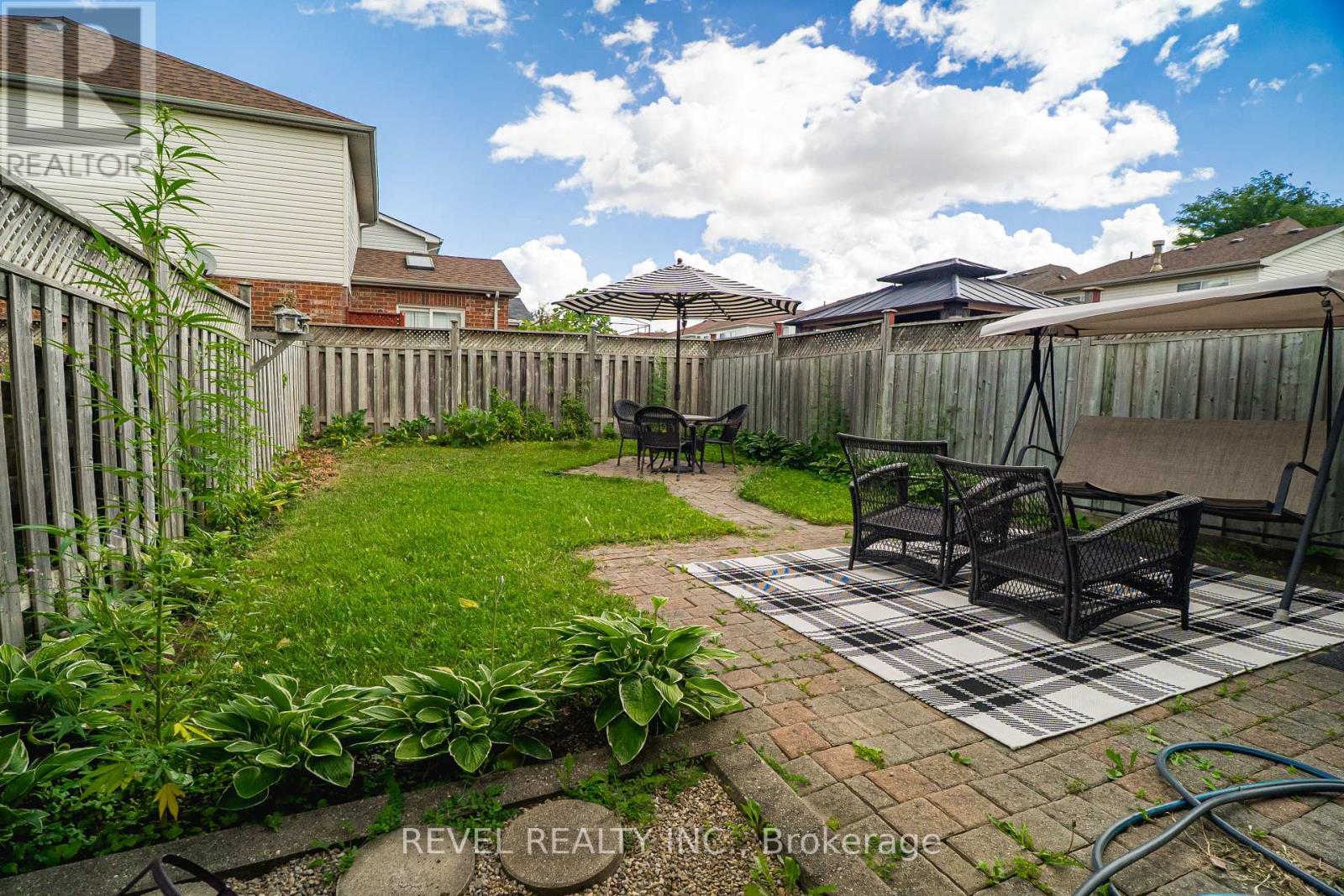 Photo 38 of 97 Cordgrass Crescent, Brampton ON