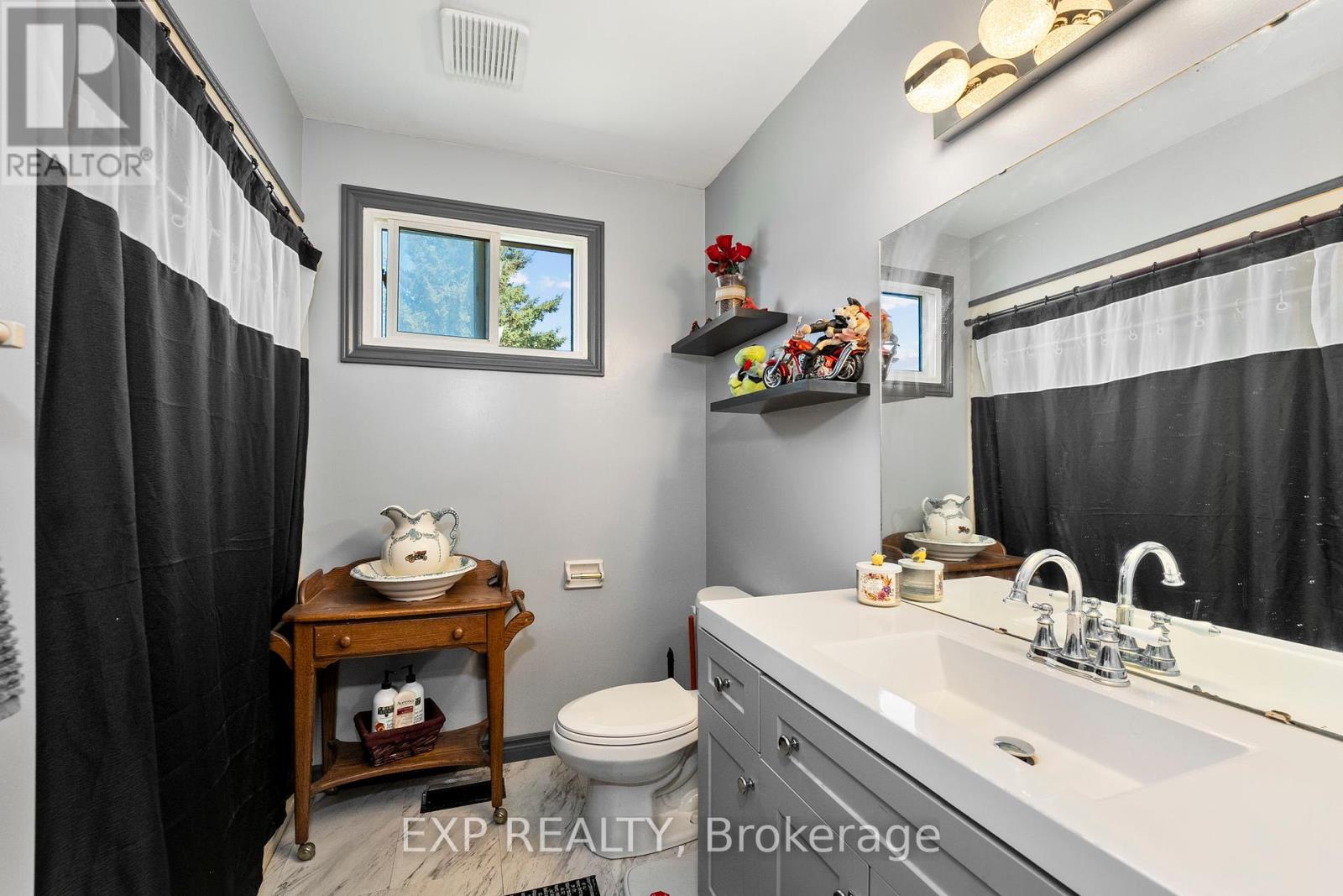 Photo 18 of 354 Lakeland Crescent, Brock ON