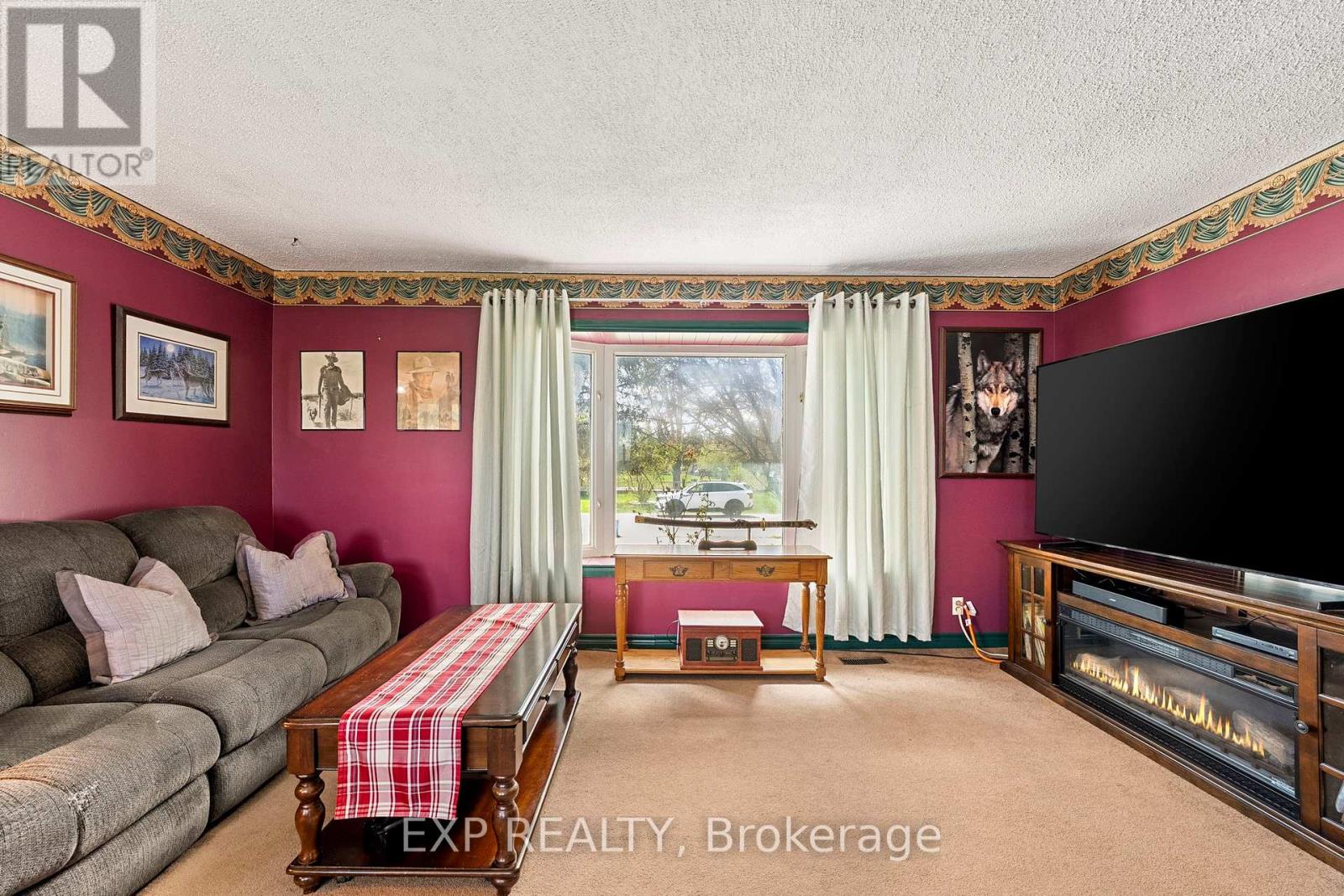 Photo 11 of 354 Lakeland Crescent, Brock ON