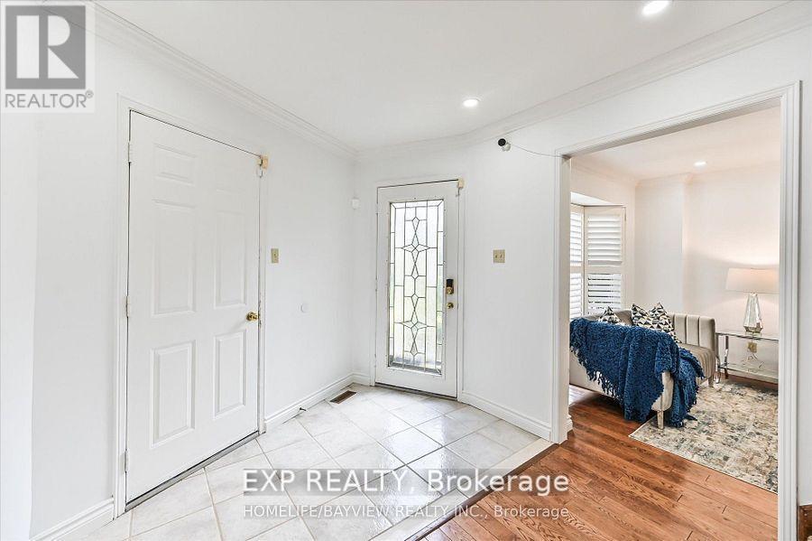 Photo 4 of 3608 Kelso Crescent, Mississauga ON