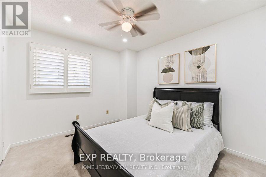 Photo 7 of 3608 Kelso Crescent, Mississauga ON
