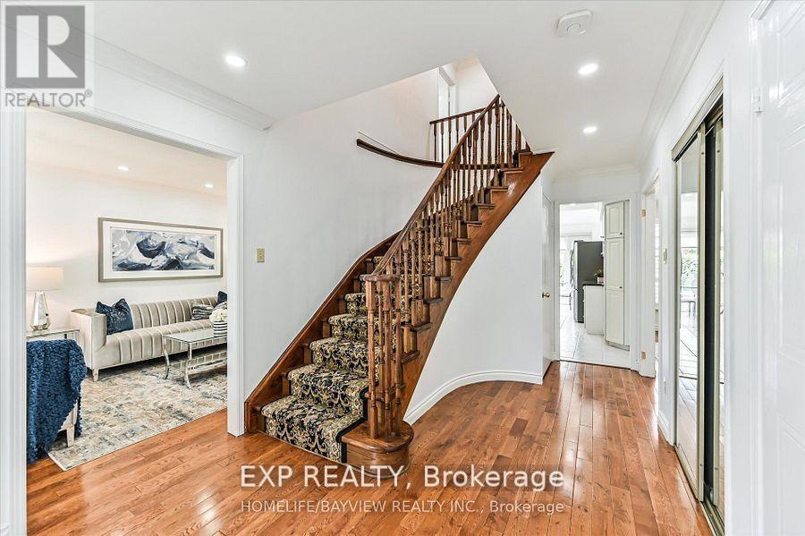 Photo 8 of 3608 Kelso Crescent, Mississauga ON