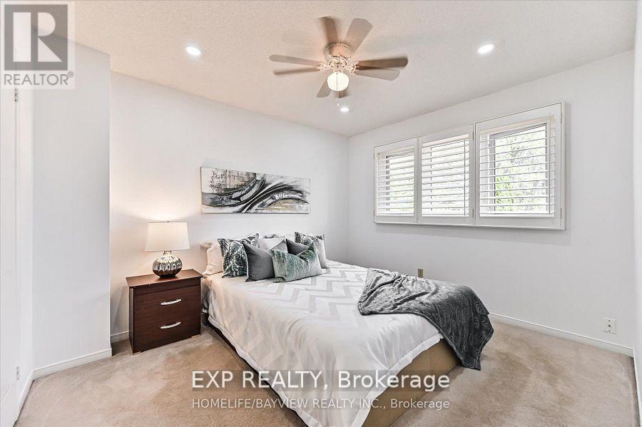 Photo 16 of 3608 Kelso Crescent, Mississauga ON