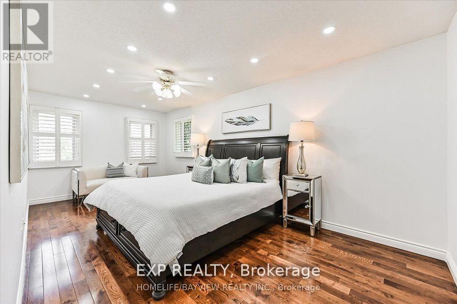 Photo 12 of 3608 Kelso Crescent, Mississauga ON