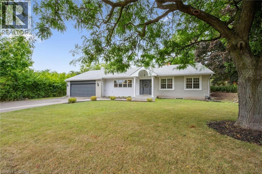 Photo 19 of 120 Riverbank Drive, Cambridge ON