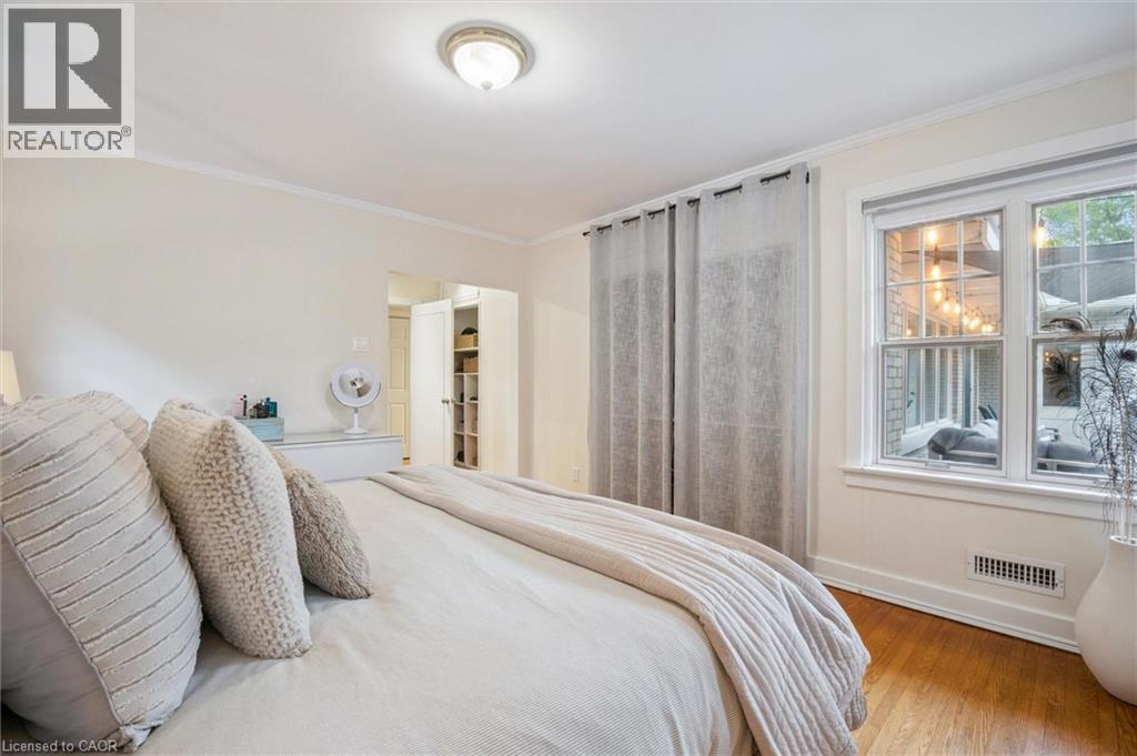 Photo 41 of 120 Riverbank Drive, Cambridge ON