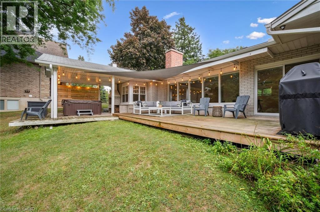 Photo 17 of 120 Riverbank Drive, Cambridge ON