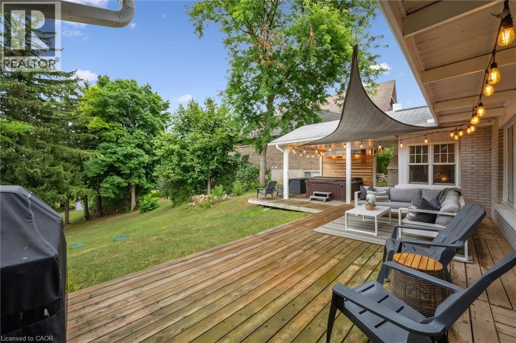 Photo 46 of 120 Riverbank Drive, Cambridge ON