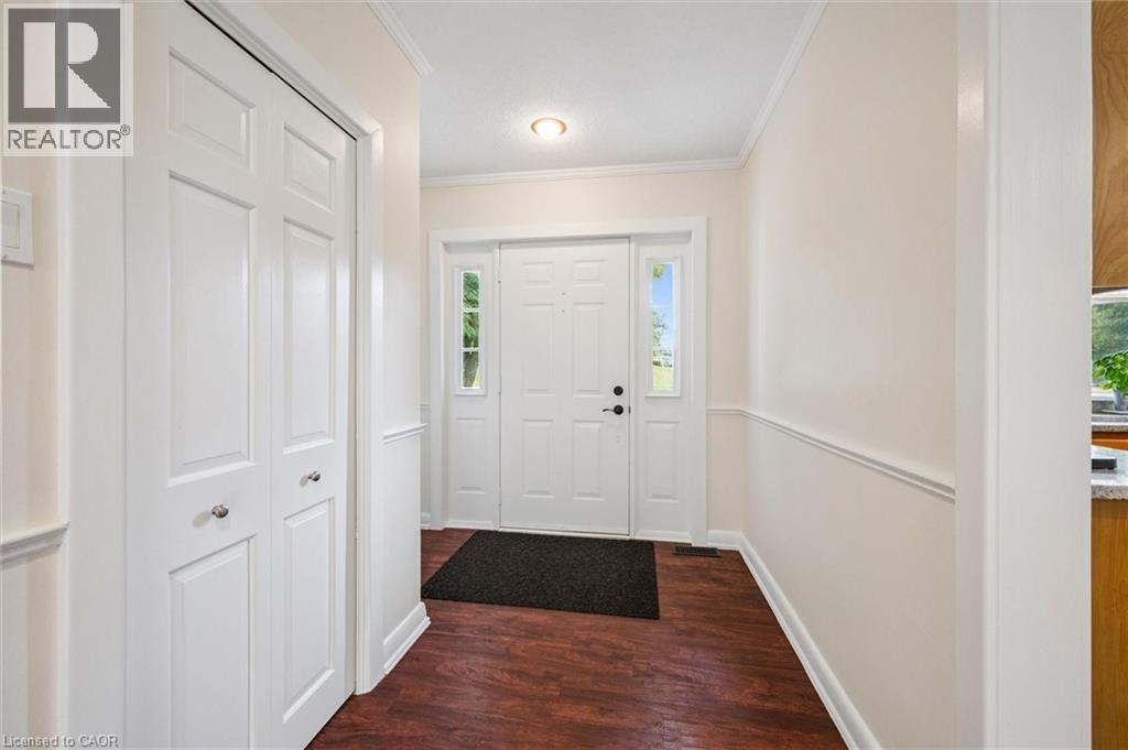 Photo 24 of 120 Riverbank Drive, Cambridge ON