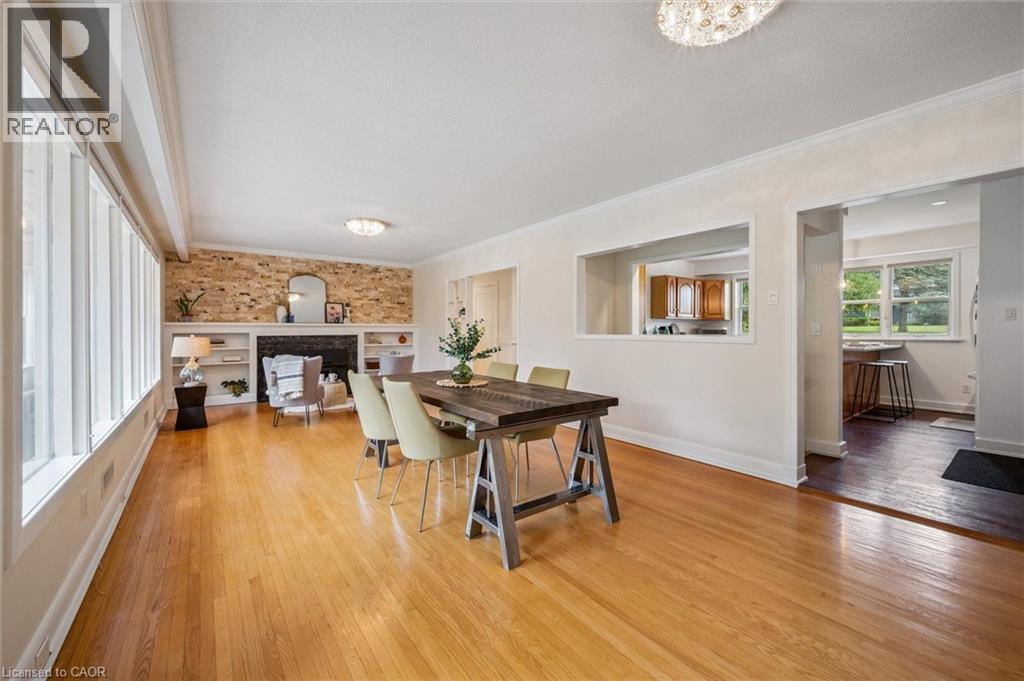 Photo 16 of 120 Riverbank Drive, Cambridge ON