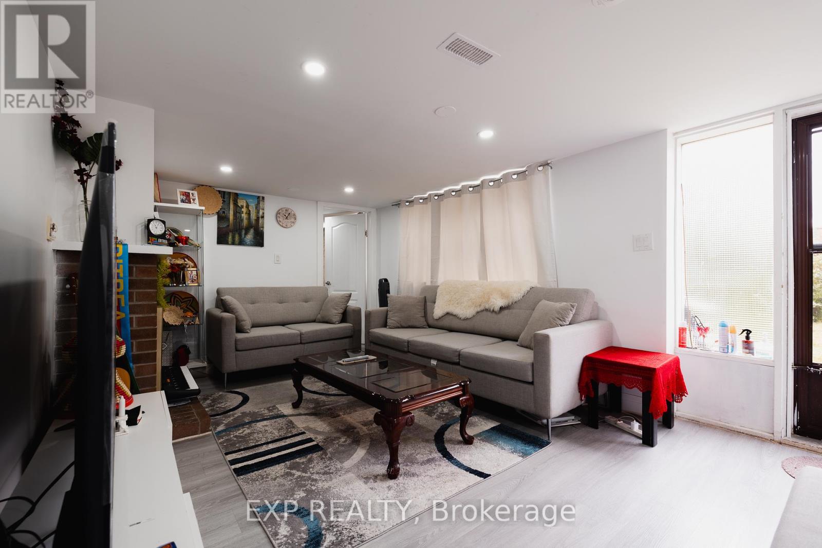 Photo 7 of 189 Gatewood Road, Kitchener ON
