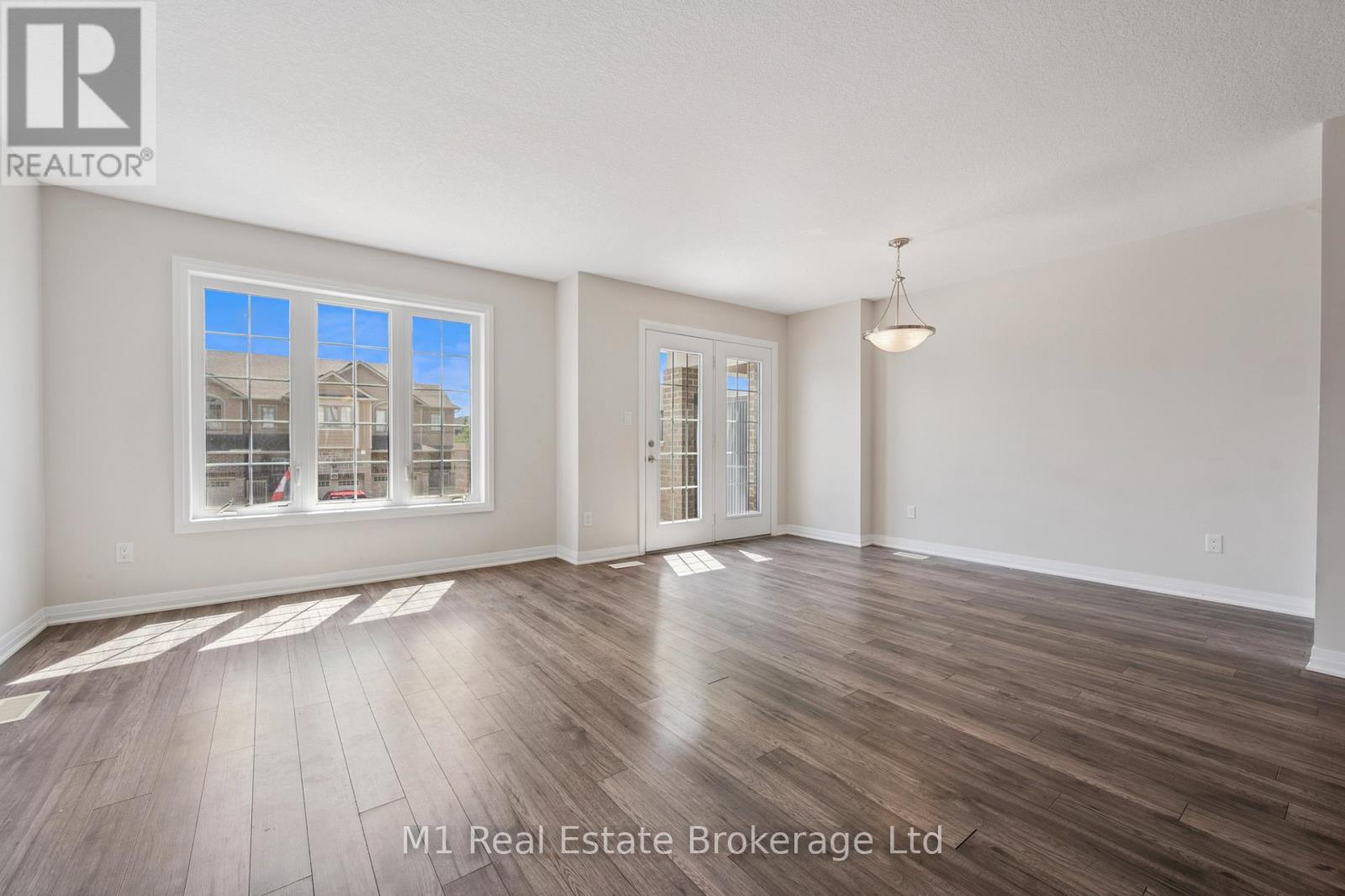 Photo 30 of 13 Meadowridge Street, Kitchener ON