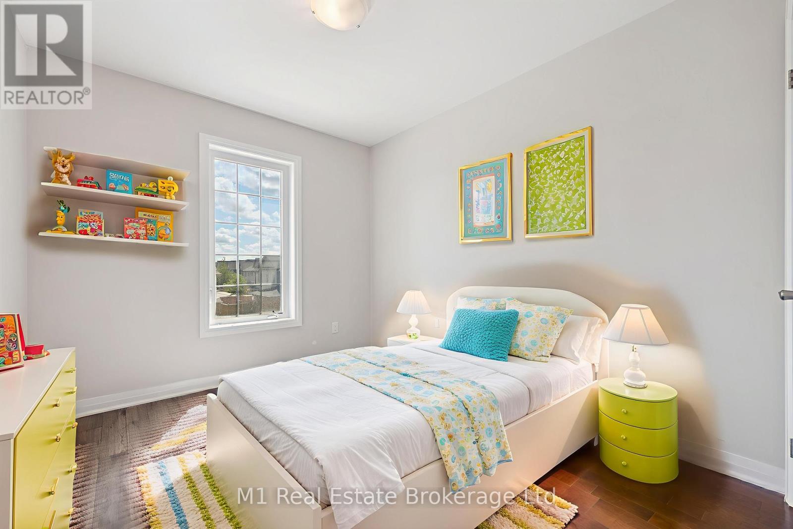 Photo 5 of 13 Meadowridge Street, Kitchener ON