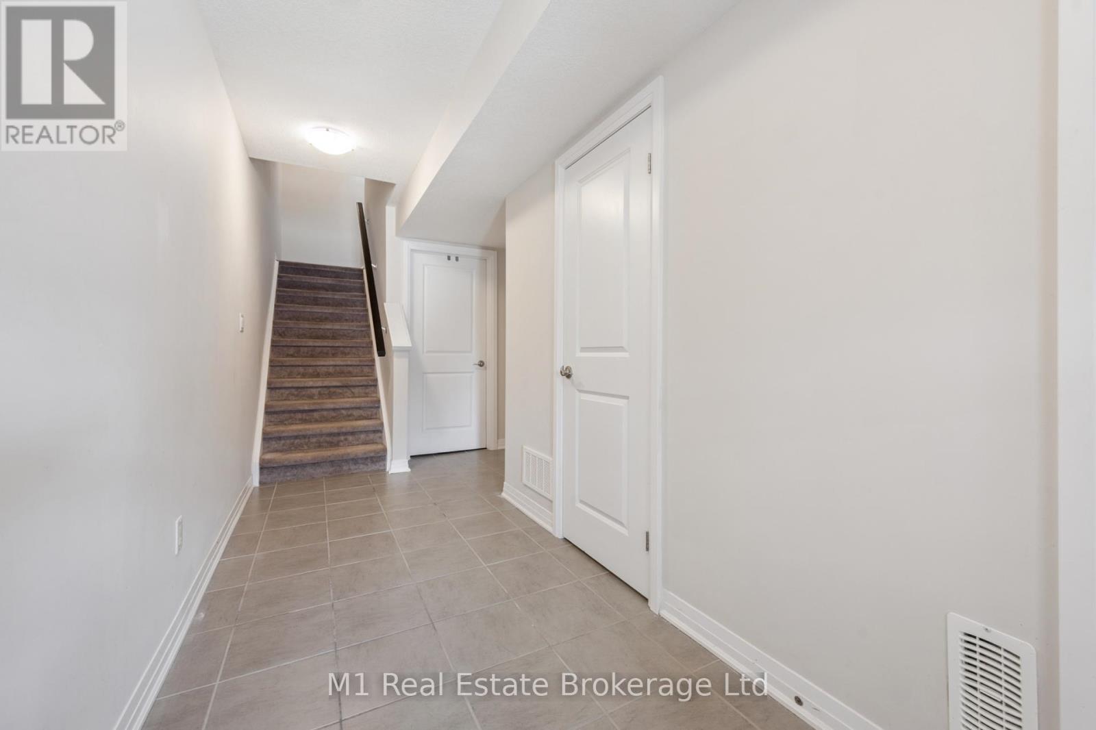 Photo 22 of 13 Meadowridge Street, Kitchener ON